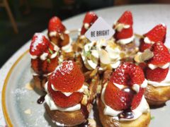 草莓忌廉华夫饼-BE BRIGHT KITCHEN(正佳广场店)