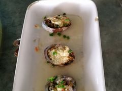 -四川小胡子海鲜(丁村万人海鲜广场店)