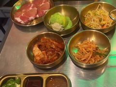 -釜山火炉·海鲜烤肉(紫藤路店)