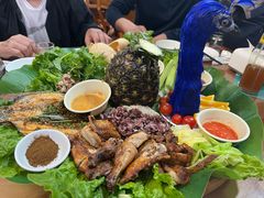 -沐毫傣泐云南菜孔雀宴•手抓饭傣味烧烤(曼听公园店)