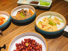 -明洞阿姨·韩式酱蟹烤肉·创意料理(三元桥店)