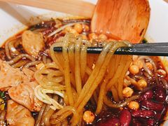 -麻婆婆白家肥肠粉(海岸城店)