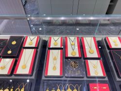 -潮宏基(万象城店)