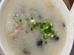 皮蛋瘦肉粥-黄枝记(议事亭前地店)