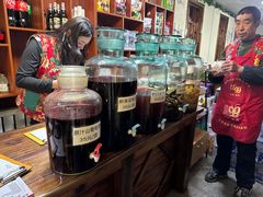 -果松木炭酸菜铜火锅·外婆参鸡汤