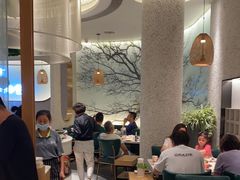 -三人行骨头王火锅(长寿店)