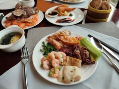 -南郊宾馆·风味自助餐厅·山东十六地市特色菜