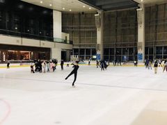 -冰纷万象滑冰场(深圳万象城店)