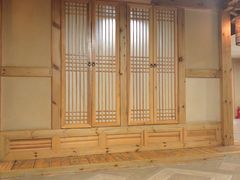 -绿岛汤泉韩式休闲会所