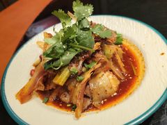 -川流不息·地道川菜·小龙虾(新松江路店)