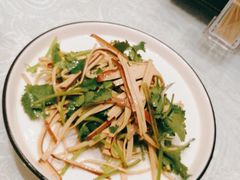 -翠山·映月湖景餐厅(映月湖公园店)
