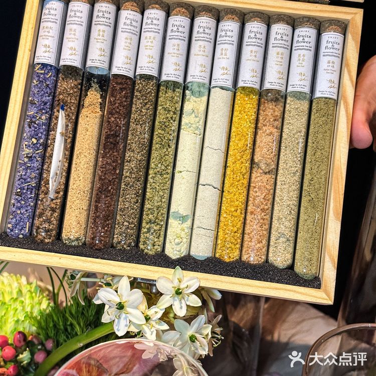 这家粉色系料理简直是为女神月准备哒！