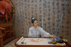 -汉仪华裳汉服馆(打浦桥店)