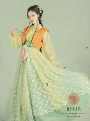-盘子女人坊生日照·摄影馆(浦东店)