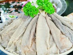 -茅草房·河畔园林火锅