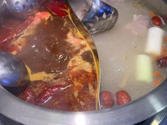-沪小胖·小龙虾·蓝龙王(八佰伴店)