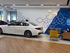 -上海宝诚中环BMW·MINI4S店