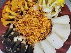 -辉哥火锅(虹桥路店)