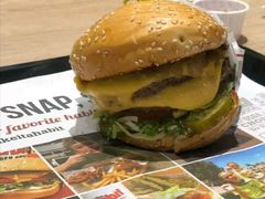 -The Habit Burger Grill 哈比特汉堡(爱琴海店)