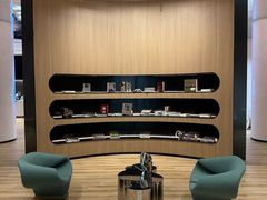 -涨巢·潮玩水疗局