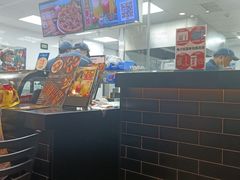 -达美乐比萨(南京路店)