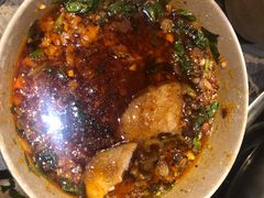 -肖肖酸萝卜鱼火锅(总店)