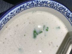 羊肉汤（多肉）-穆得·老周家牛肉烧饼(普利街店)