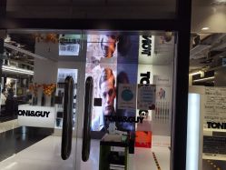 -TONI&GUY
