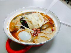 -丽丽三鲜螺蛳粉(田林路店)