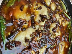 -有红鸡毛店·川菜(建设路店)