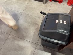 -荆九爷爆炒桥头三嫩(云南北路店)