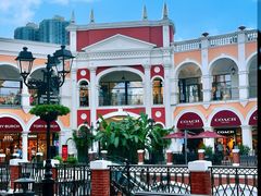 -佛罗伦萨小镇广佛名品奥特莱斯(疏港路店)