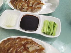 -六和聚传统烤鸭.天津菜(和平店)
