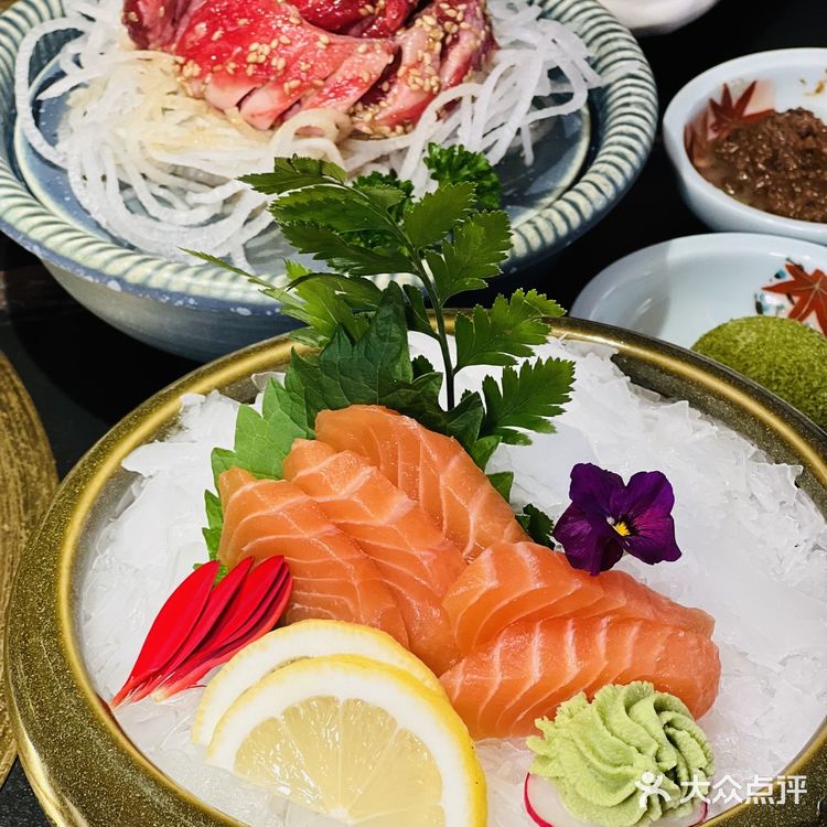 爱，就是一起吃肉！现在知道我多爱你了吧！