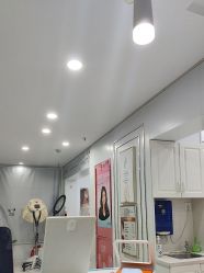 -镁连社·美联社