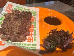 -威记烧嘢·南宁烧烤·超级生牛(绿地店)