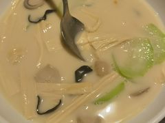 -汤城小厨•粤菜•靓汤(苏州街店)