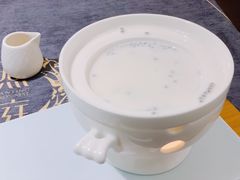 -燕庭·纯燕窝·甜品下午茶(南京西路店)