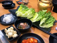 -肉甲韩国木炭烤肉(新壹街1店)