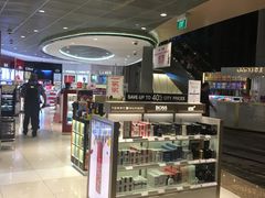 -樟宜机场免税店
