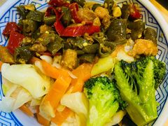 牛肉鸡肉双拼-吉野家(成都时代奥莱店)