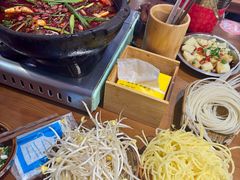 -黔有有贵州酸汤夺夺粉火锅(五味十字店)