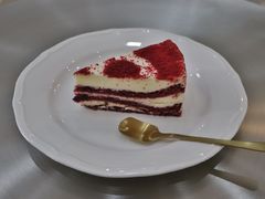 红丝绒蛋糕-浮漫咖啡(镜湖万达广场店)