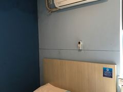 -南京金百时酒店(张府园地铁站店)