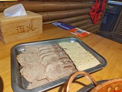 -洱火云南酸菜牛肉火锅(石景山当代商城店)