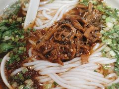 -湘人龙记老长沙米粉(鸟巢店)