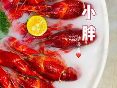 -沪小胖小龙虾(淮海中路旗舰店)