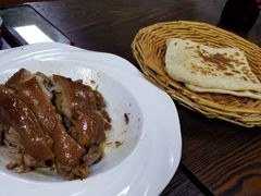 -生活本该如此北京小馆(周庄嘉园店)