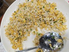 六个蛋炒饭-辣螃铠盆盆蟹大排档(海昌店)