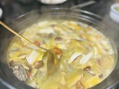 -野菌皇海景野生菌火锅(滨海大道店)